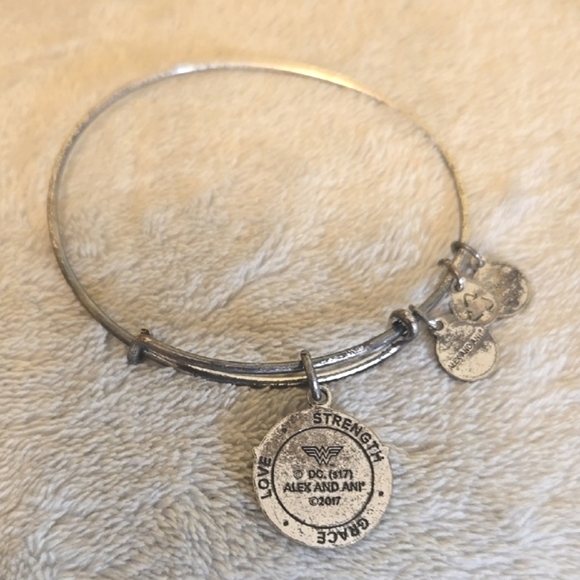 #017 Alex And Ani Wonder Woman Silver and Red Charm Bracelet - Picture 4 of 4